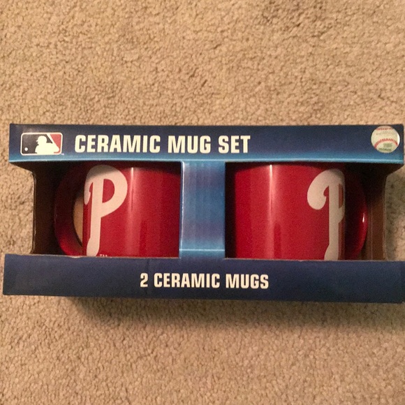 Other - NEW Phillies Mug Set
